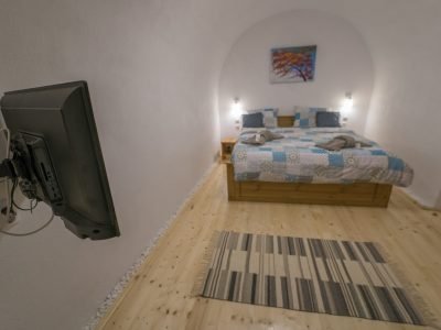 Pardoseală lemn pin cu bizot