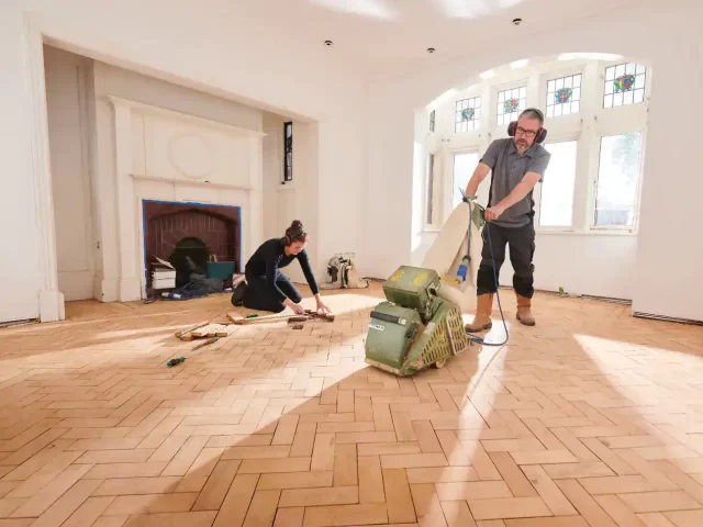 Hardwood-floor-sand
